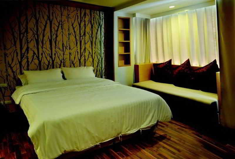 Nantra Retreat And Spa Bangkok Exterior photo